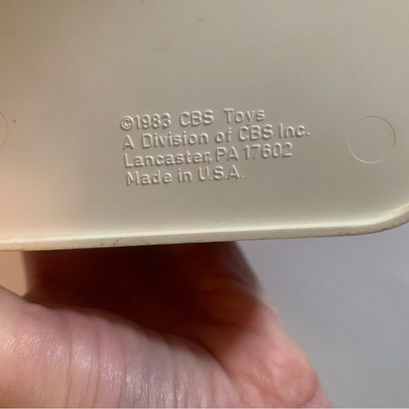 Vintage 80s Working Hello Kitty Music Jewelry Makeup Box - Picture 9 of 11